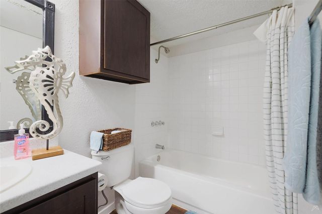 6808 S I-35 Frontage RD 111, Austin, TX 78745