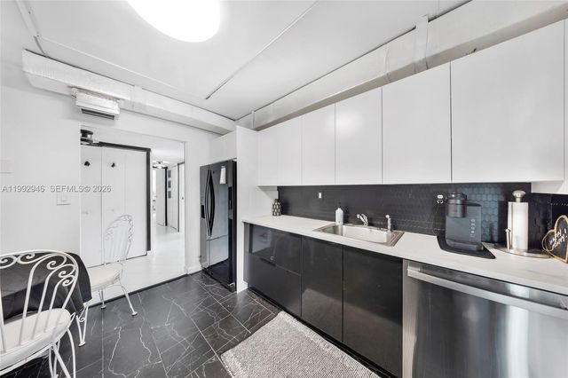 800 Parkview Dr 230, Hallandale Beach, FL 33009