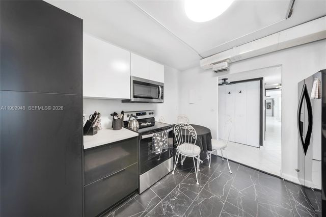 800 Parkview Dr 230, Hallandale Beach, FL 33009