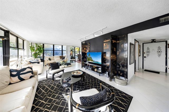 800 Parkview Dr 230, Hallandale Beach, FL 33009