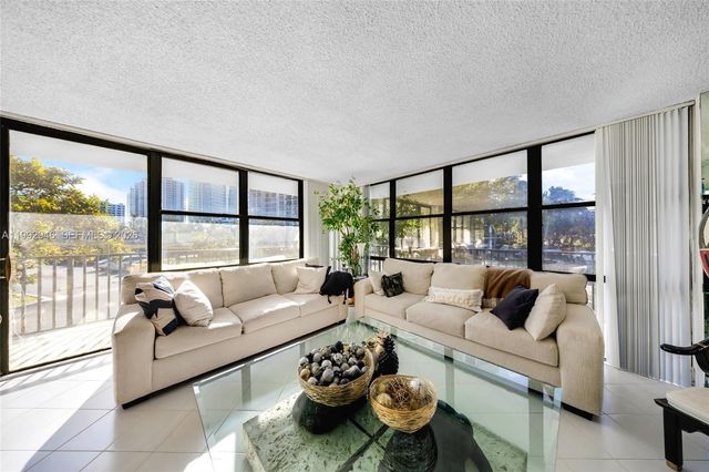 800 Parkview Dr 230, Hallandale Beach, FL 33009