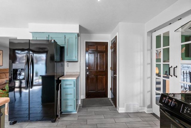 1764 HIGHVIEW STREET, De Pere, WI 54115