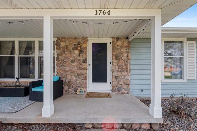 1764 HIGHVIEW STREET, De Pere, WI 54115