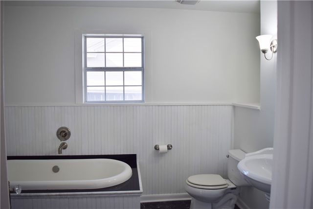 701 Naples St, Corpus Christi, TX 78404