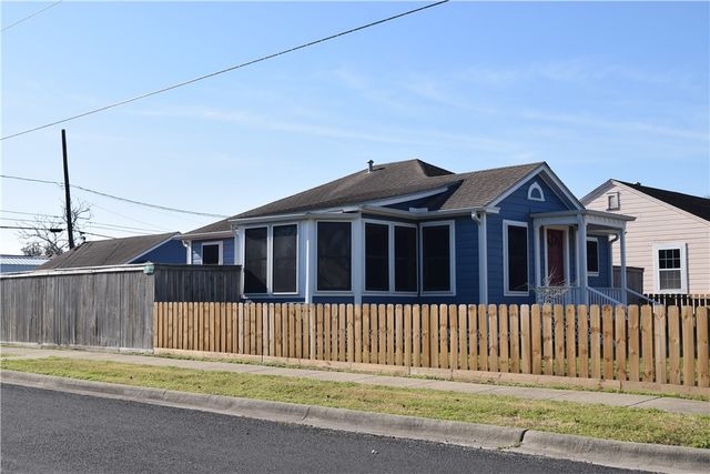 701 Naples St, Corpus Christi, TX 78404