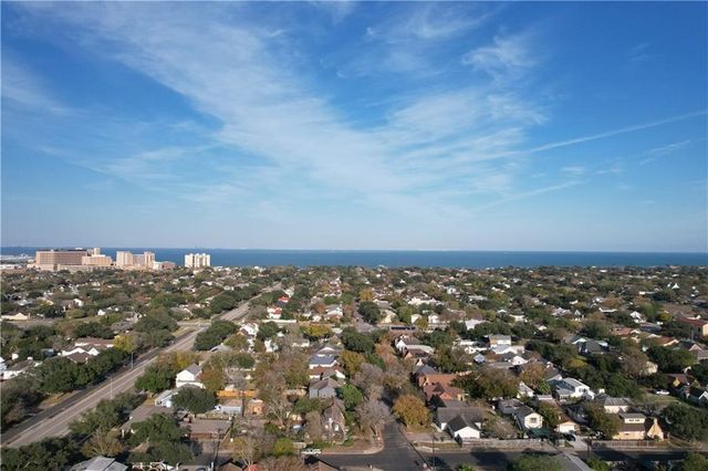 701 Naples St, Corpus Christi, TX 78404