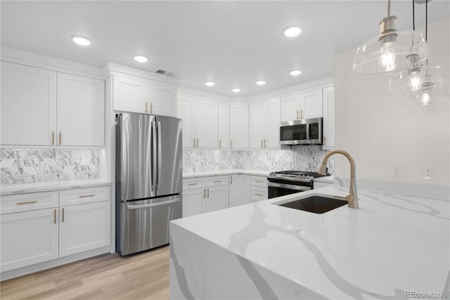 1308 SNOWBERRY Lane 201, Louisville, CO 80027