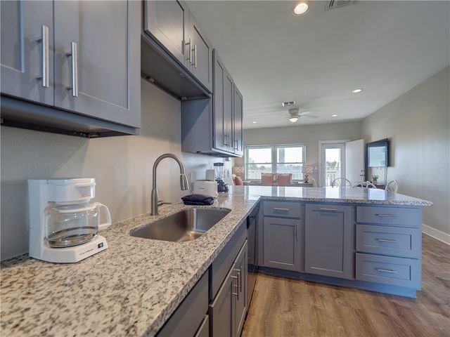 1107 Eleventh St 32, Port Aransas, TX 78373