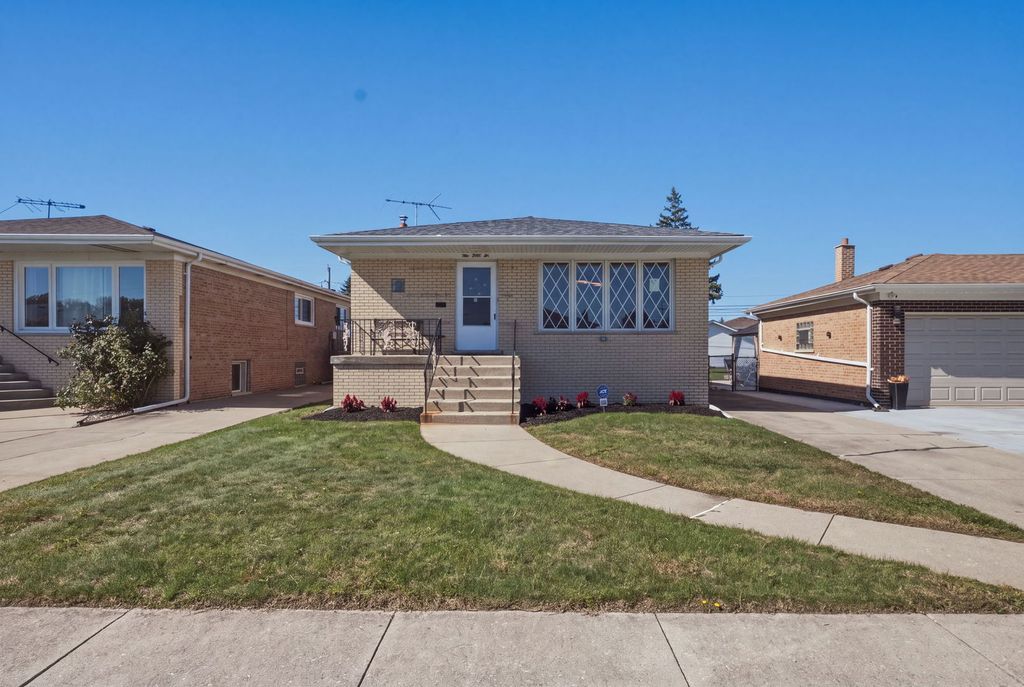 536 Muskegon Avenue, Calumet City, IL 60409 — exterior