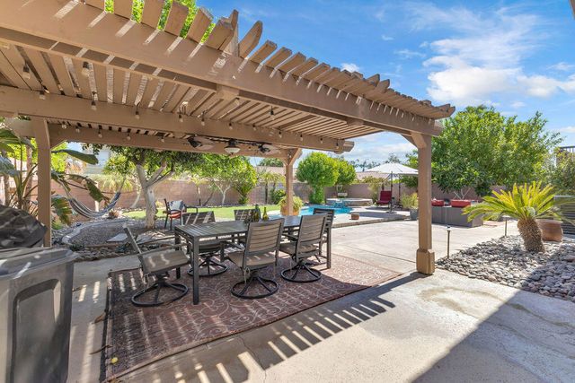 44310 Villeta Drive, La Quinta, CA 92253