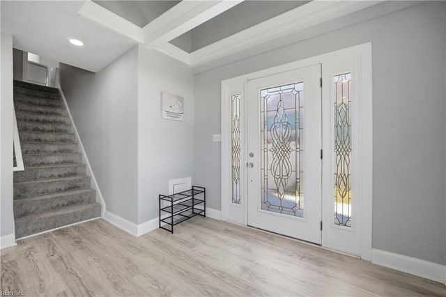 10 Burtis ST, Portsmouth, VA 23702