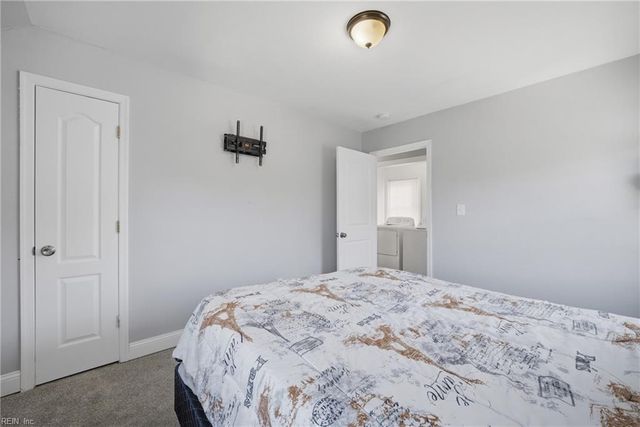 10 Burtis ST, Portsmouth, VA 23702