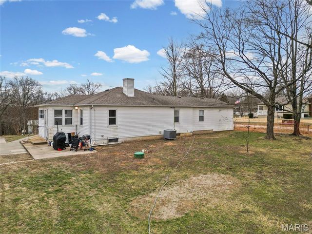 1085 Danby Road, Festus, MO 63028
