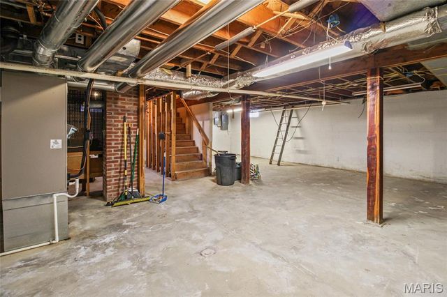 1085 Danby Road, Festus, MO 63028