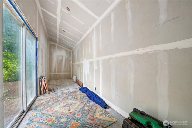 10002 Edgewood Drive, Anderson Island, WA 98303