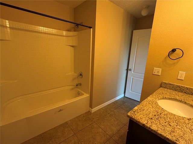10273 VILLA PALAZZO COURT, Tampa, FL 33615