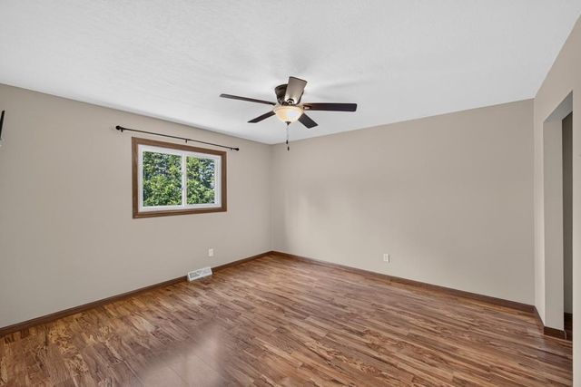 22602 617th Street, Mantorville, MN 55955