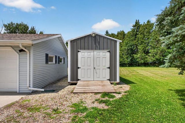 22602 617th Street, Mantorville, MN 55955