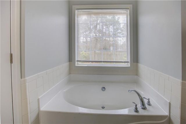 9528 Margaret Lane, Jonesboro, GA 30238