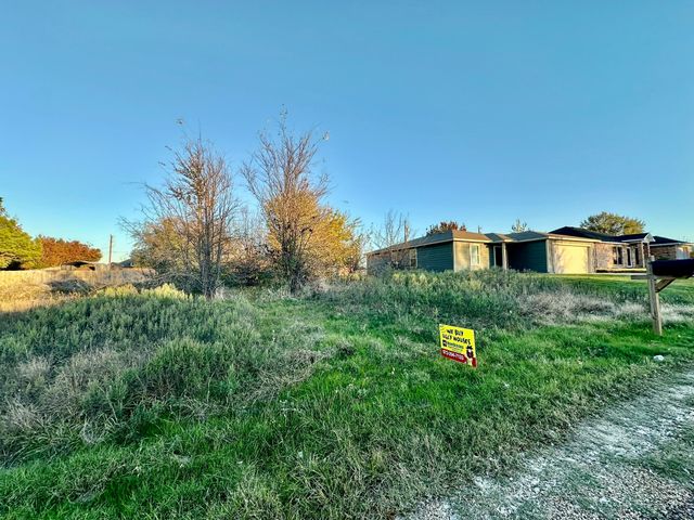 x Flagship Lane, Gun Barrel City, TX 75156