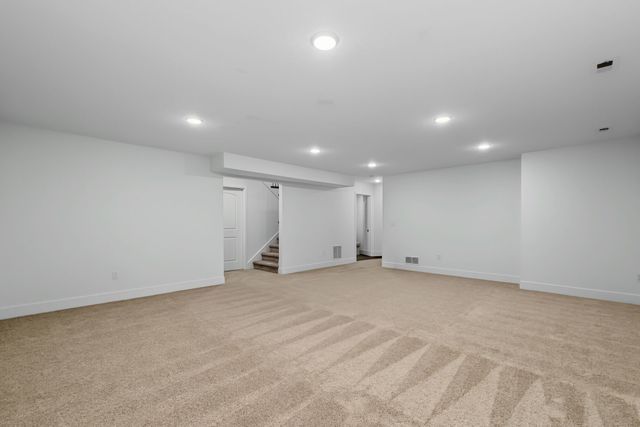 1624 Justice Way, Knoxville, IA 50138