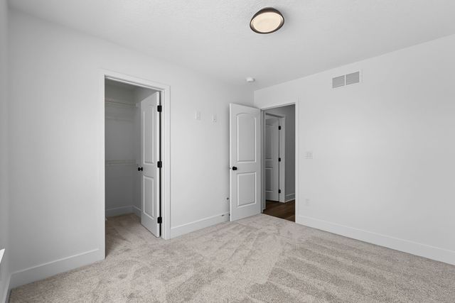 1624 Justice Way, Knoxville, IA 50138