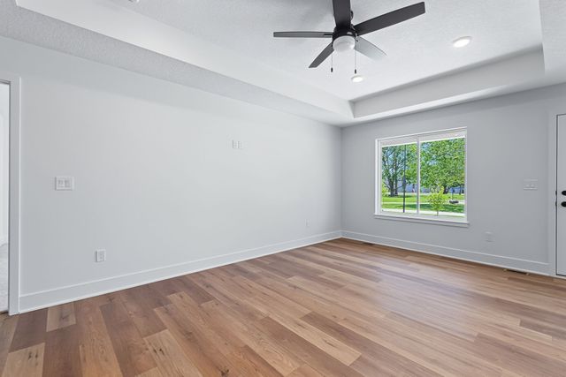 1624 Justice Way, Knoxville, IA 50138