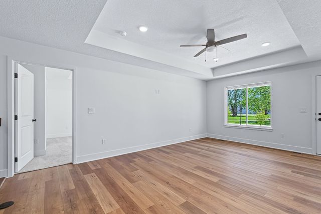 1624 Justice Way, Knoxville, IA 50138