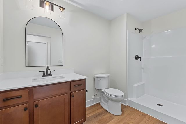 1624 Justice Way, Knoxville, IA 50138