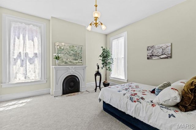 2024 Rutger Street, St Louis, MO 63104