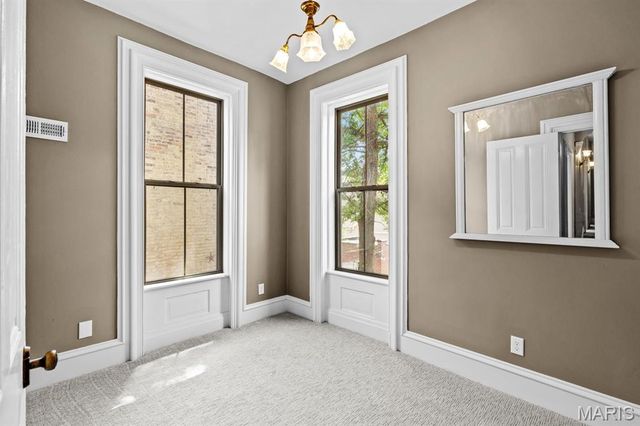 2024 Rutger Street, St Louis, MO 63104