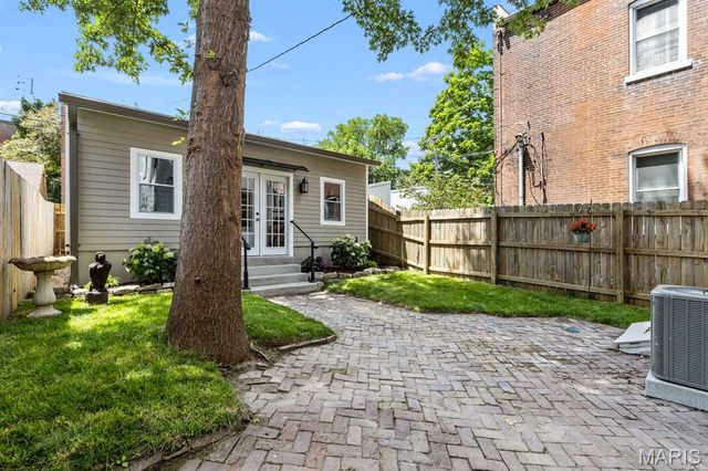 2024 Rutger Street, St Louis, MO 63104