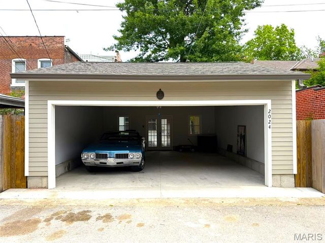 2024 Rutger Street, St Louis, MO 63104