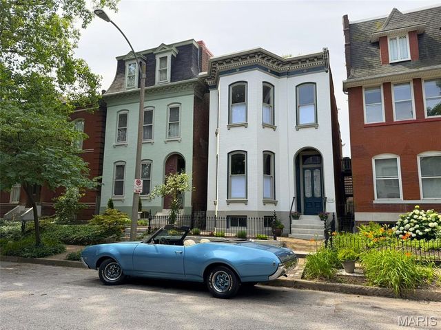 2024 Rutger Street, St Louis, MO 63104