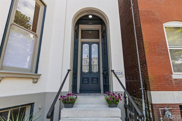 2024 Rutger Street, St Louis, MO 63104
