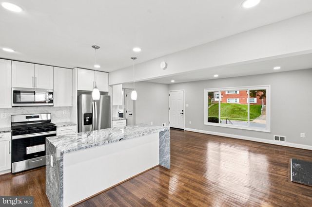 6501 DISTRICT HEIGHTS PKWY, District Heights, MD 20747