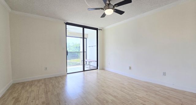 2900 NW 42nd Avenue A306, Coconut Creek, FL 33066