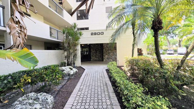 2900 NW 42nd Avenue A306, Coconut Creek, FL 33066