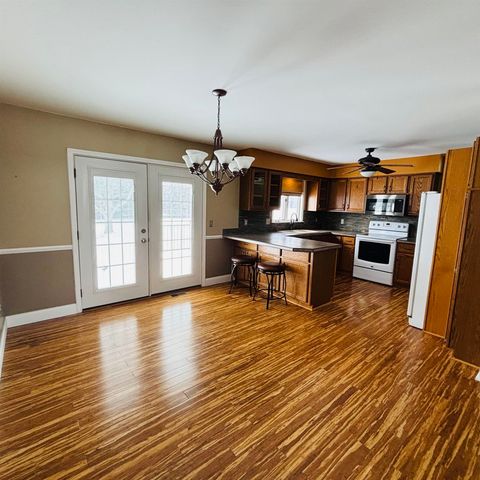 5396 Kasemeyer Road, Bay City, MI 48706