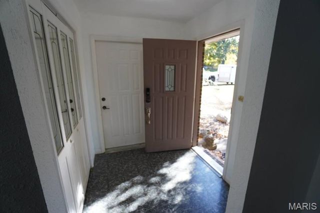 114 Barnett Drive, Edwardsville, IL 62025