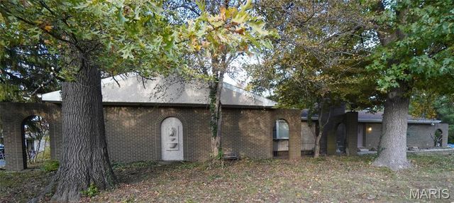 114 Barnett Drive, Edwardsville, IL 62025