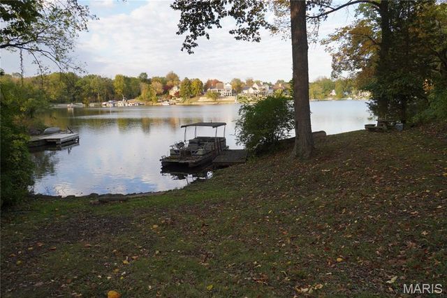 114 Barnett Drive, Edwardsville, IL 62025