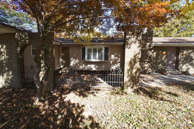 114 Barnett Drive, Edwardsville, IL 62025