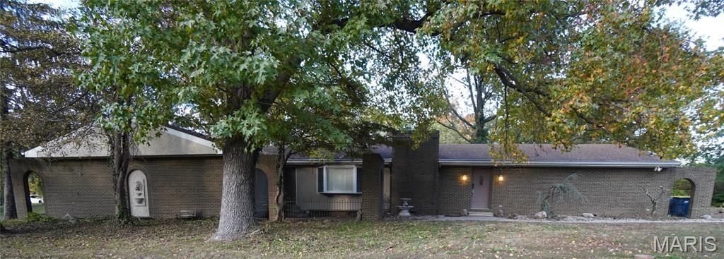 114 Barnett Drive, Edwardsville, IL 62025