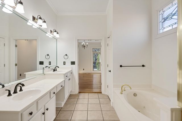 186 N WHITE STATION RD, Memphis, TN 38117