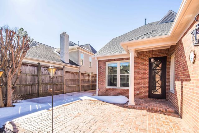 186 N WHITE STATION RD, Memphis, TN 38117