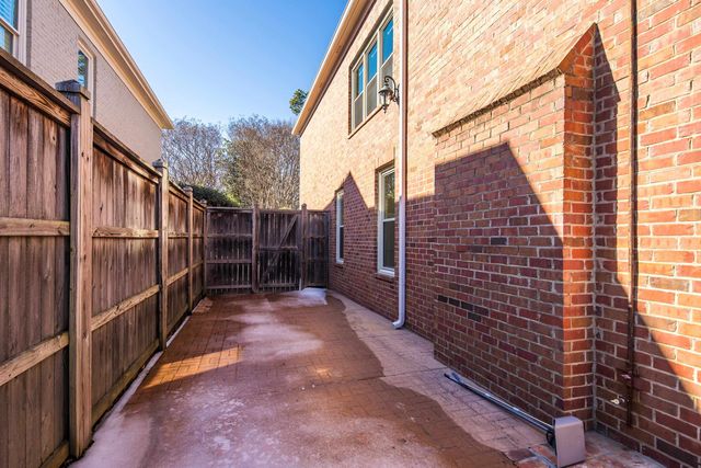 186 N WHITE STATION RD, Memphis, TN 38117