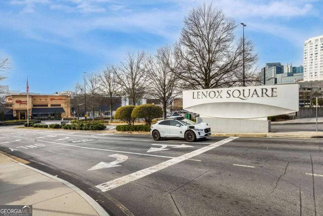 3071 Lenox Road NE 12, Atlanta, GA 30324