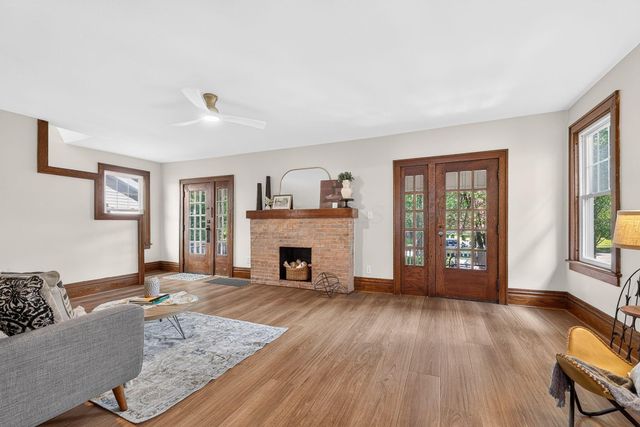 55 Oakland Park Avenue, Columbus, OH 43214