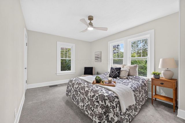 55 Oakland Park Avenue, Columbus, OH 43214